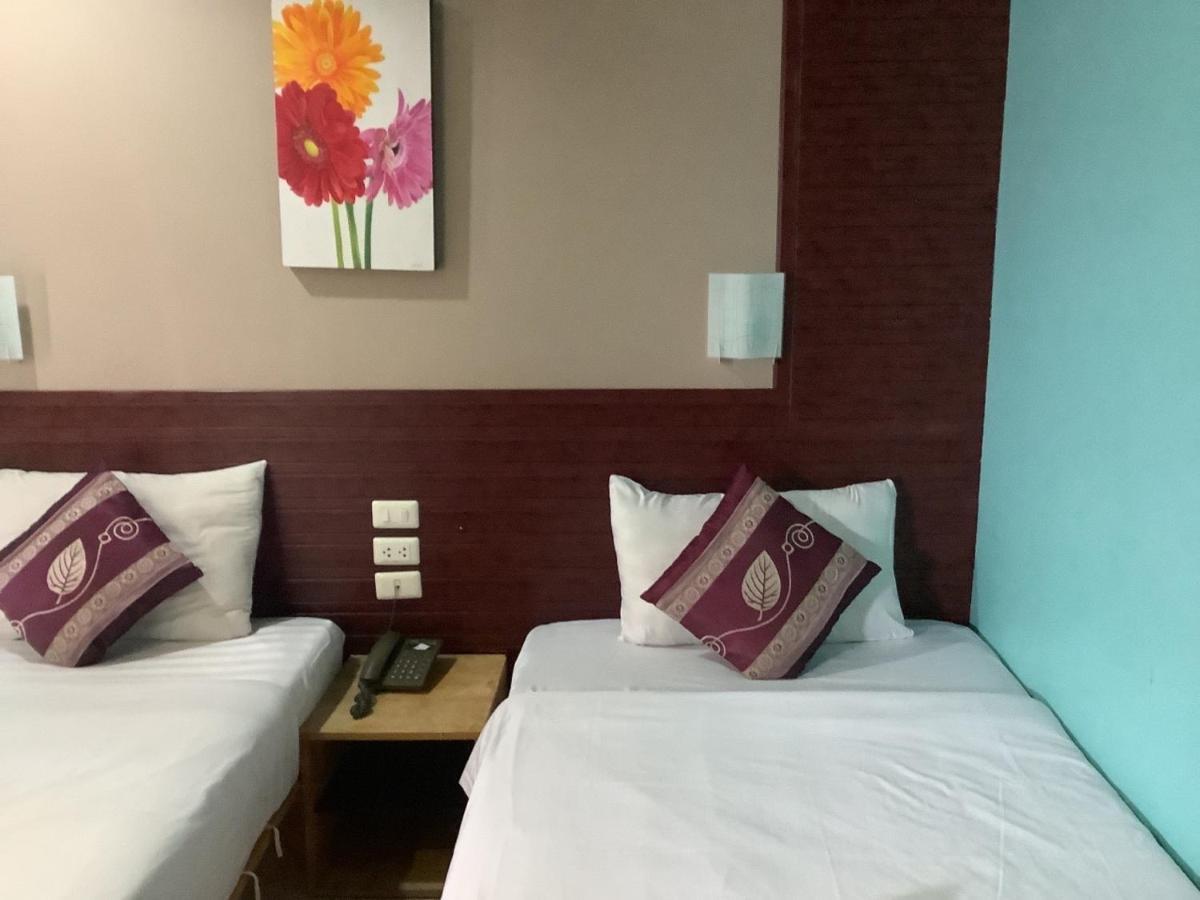 Oyo 996 Phunara Residence Patong Экстерьер фото