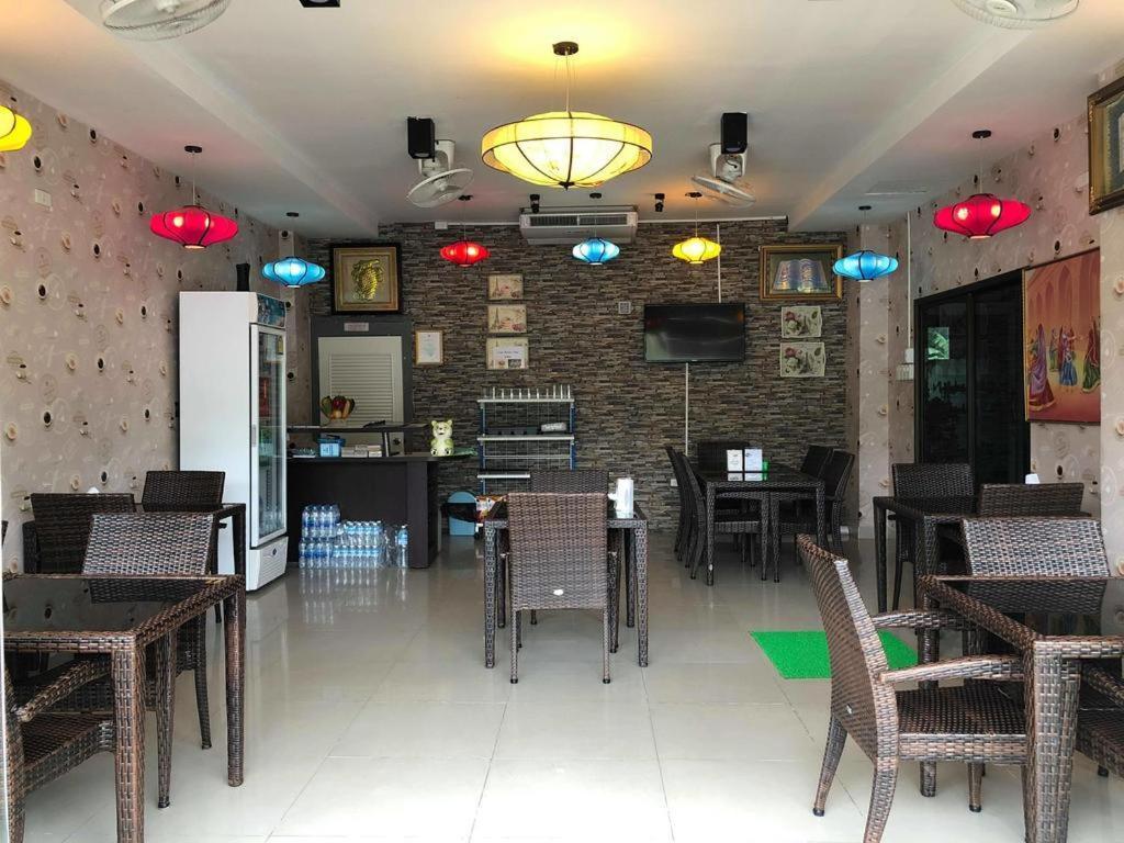 Oyo 996 Phunara Residence Patong Экстерьер фото